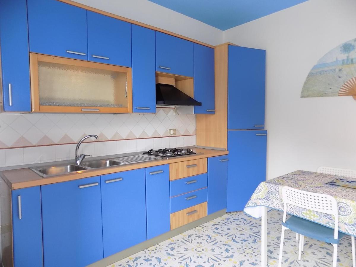 Maison Poppy Майори Екстериор снимка